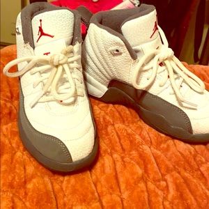 Boys Jordan grey and white